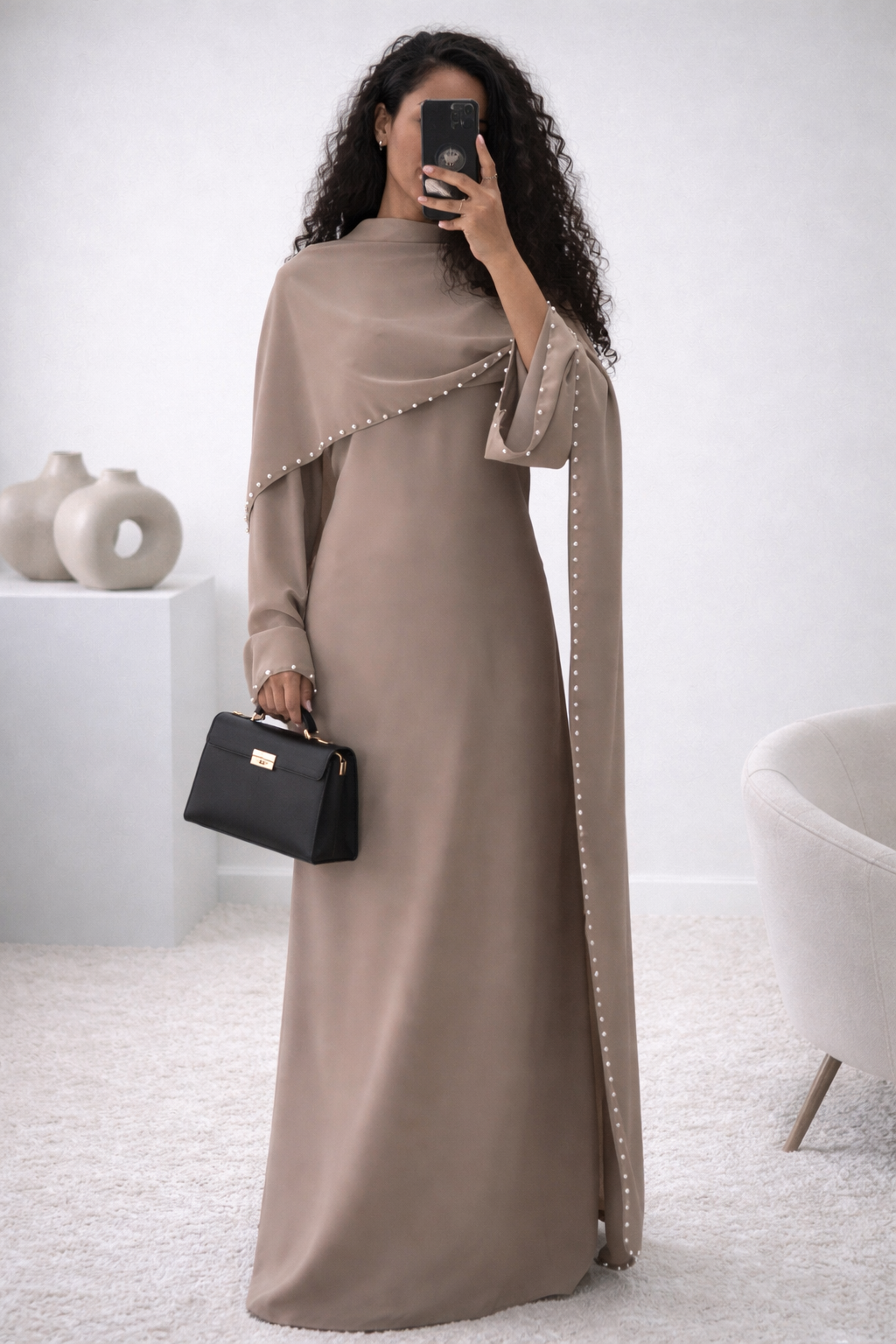 Robe perlée taupe