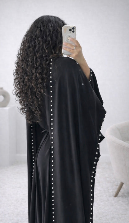 robe perlée noire