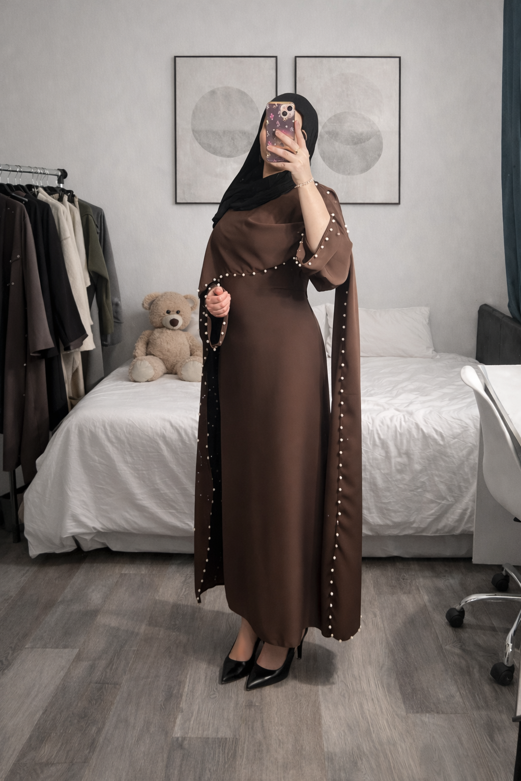 Robe perlée marron