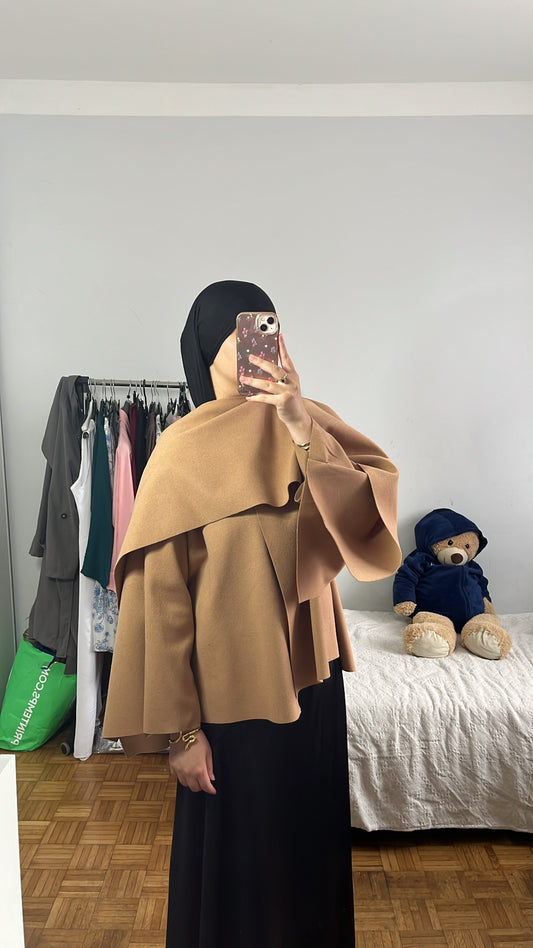 Manteau avec écharpe intégré camel
