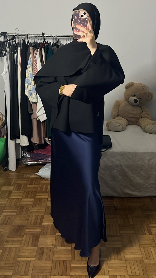 jupe satinée bleu marine