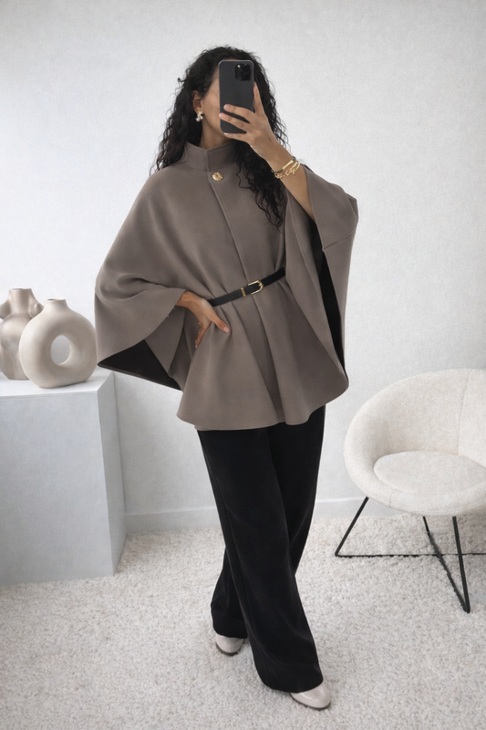 Manteau avec ceinture intégrée