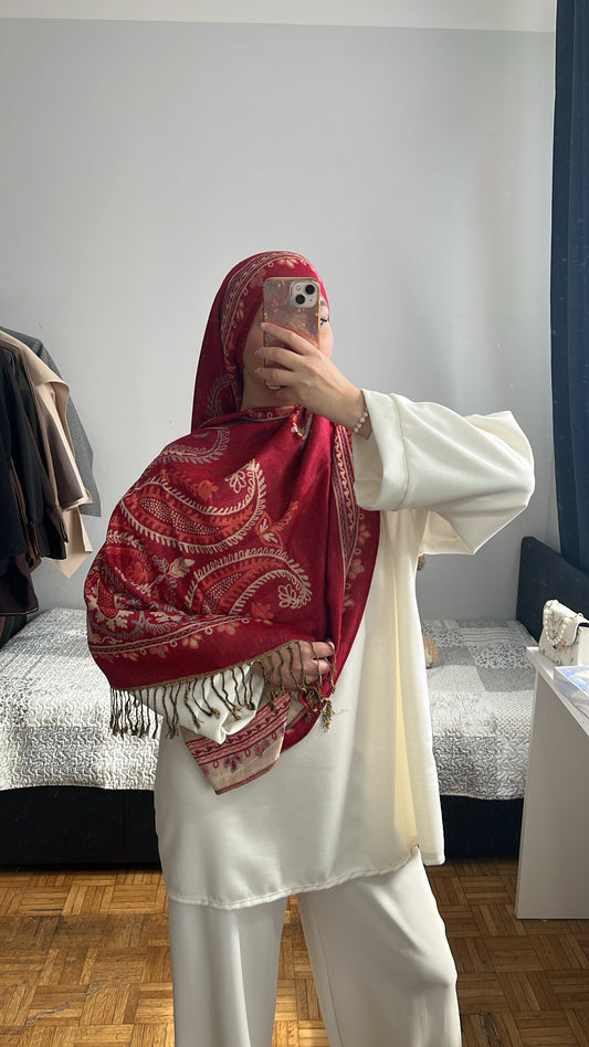 Pashmina Rouge