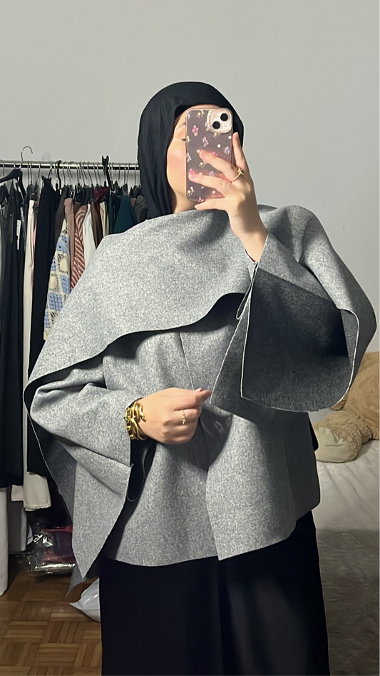 manteau avec écharpe intégrée gris