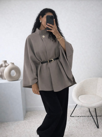 Manteau avec ceinture intégrée