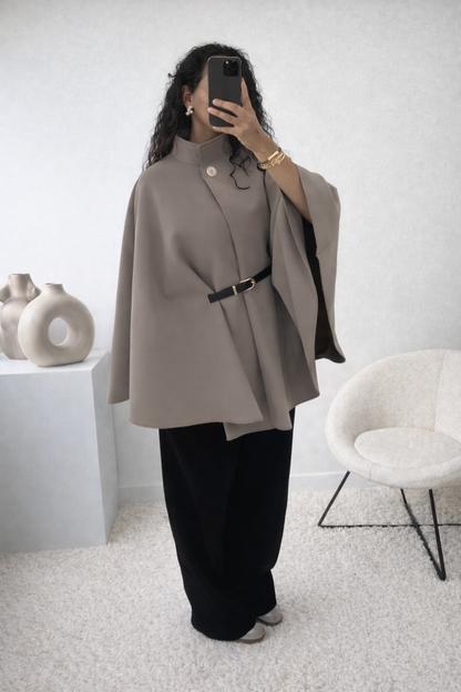 Manteau avec ceinture intégrée