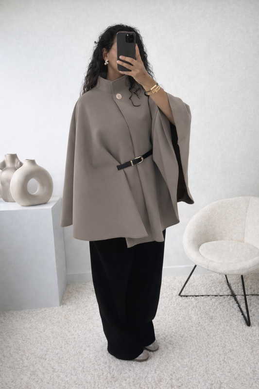 Manteau avec ceinture intégrée